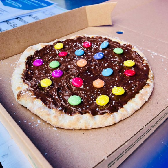 chocolate pizza